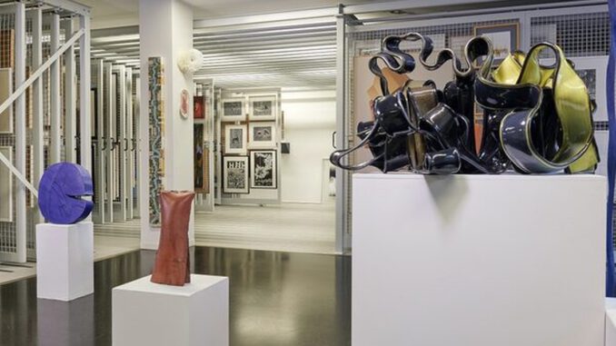 Artothek Wiesbaden legt Online Datenbank mit 500 einsehbaren Werken vor