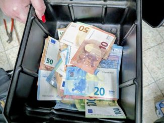 Illegales Glücksspiel in Wiesbaden: Automaten, Umsätze und 7.456 Euro sichergestellt