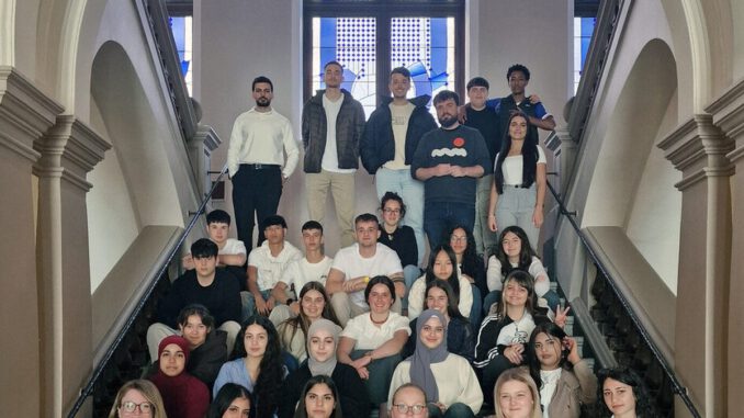 Kunst und Austausch: Wiesbaden empfängt Jugendliche aus Urretxu