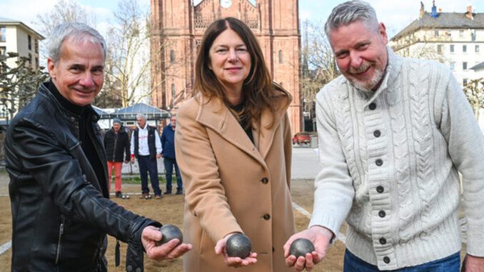Luisenplatz: Bouleplatz nach Winterpause wieder geöffnet