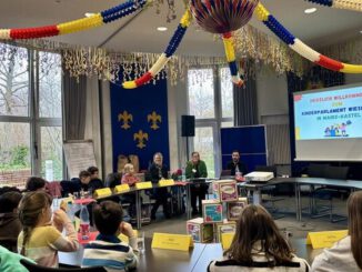 Wiesbaden richtet erstes Kinderparlament in Kastel ein und verankert Kinderbeteiligung in der Kommunalpolitik