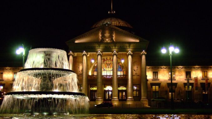 Wiesbaden setzt auf Drohnenshow und verschärfte Kontrollen am Bowling Green an Silvester