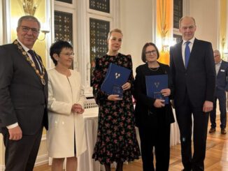 Wiesbaden verleiht Ludwig-Beck-Preis an Scherbakowa und Nawalnaja und ehrt zwei Lebensretter